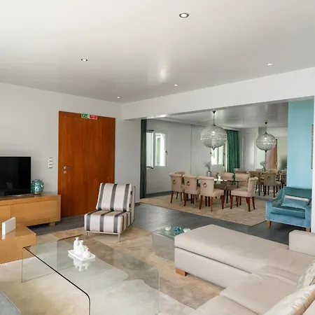 Harmonia By Homie Villa *